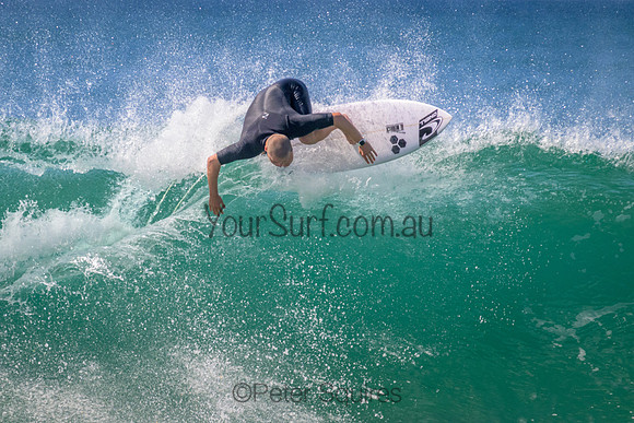 Whale_Beach_220916_110147_0051