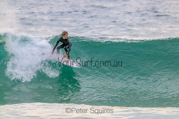 Whale_Beach_220830_072507_0091