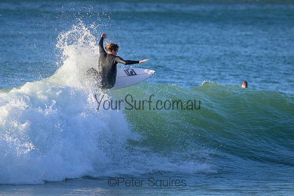 Whale_Beach_220617_075311_0083