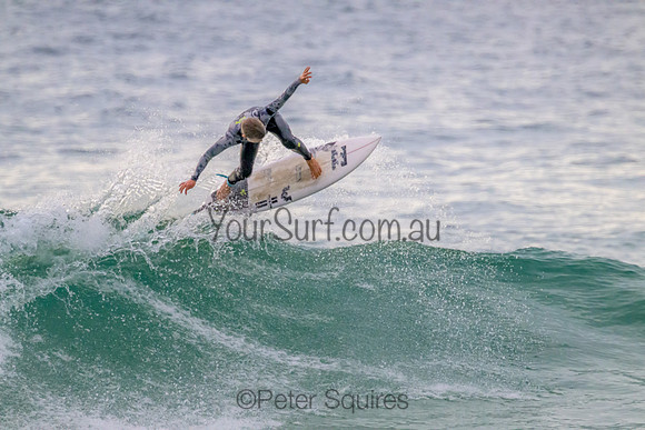 Whale_Beach_220830_073032_0104
