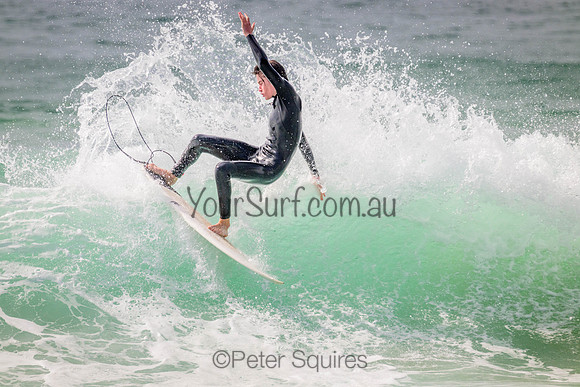 Whale_Beach_220929_091402_0102