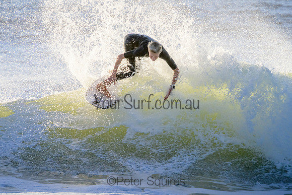 Whale_Beach_220314_073756_0022