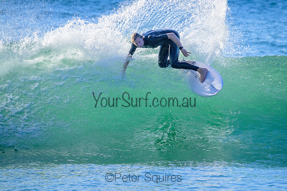 Whale_Beach_220420_080612_0094
