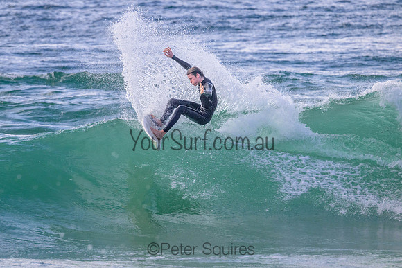 Whale_Beach_220929_084444_0003