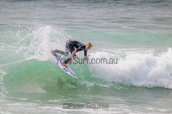 Whale_Beach_220929_092023_0116