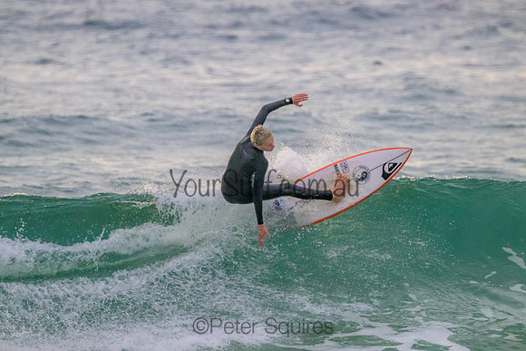 Whale_Beach_220830_072016_0074