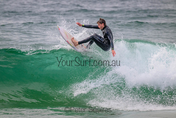 Whale_Beach_220929_093348_0145