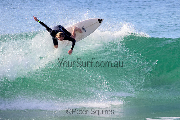 Whale_Beach_220507_084842_0035
